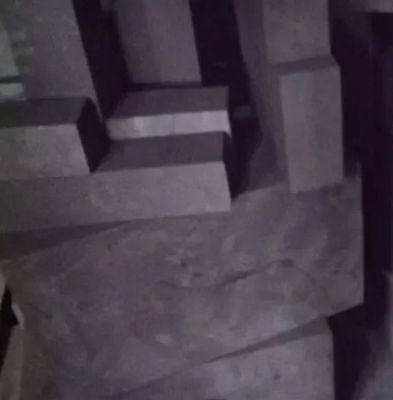 Graphite Crucible Nozzle Refractory Materials Products 2500C Cast