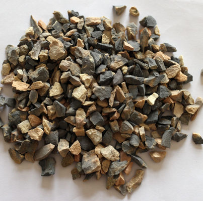 Lumpy CaO Refractory Materials Heat Insulating Aluminous Laterite 1780 C