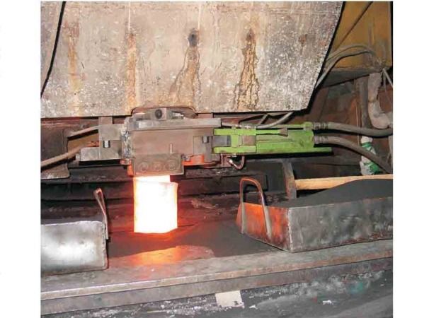Continuous Casting Machine Nozzle Changer System Big Ccm